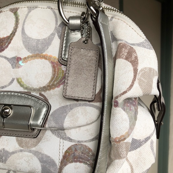 Matching Coach purse and clutch wallet - Picture 8 of 8